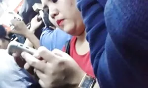 ポルノモデルは、写真家にblowjobを与えます アダルト 女性 おすすめ