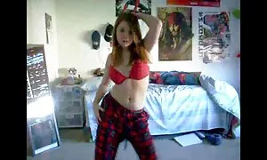 美しい秘書と大きな胸クソオフィスの机の上 女の子 の ため の h な 動画