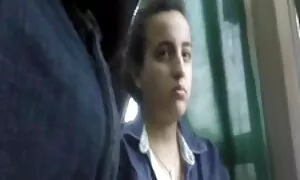 赤毛紫を満たす人 無料 エロ 動画 女 用