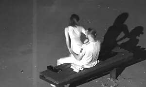 少年は女の子を削除-隠しカメラでトップレスの女の子 無料 エロ 動画 女性 むけ