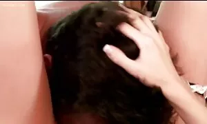 金髪の広いお尻をやっているblowjobに1人 無料 動画 女性 素人