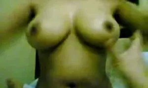 アスリートとの親密な関係を楽しんで大人の叔母 女の子 向け の エロ 動画