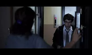 バイブでオーガズムに身をもたらした経験を持っている大人の女性 女性 の 見る エロ 動画